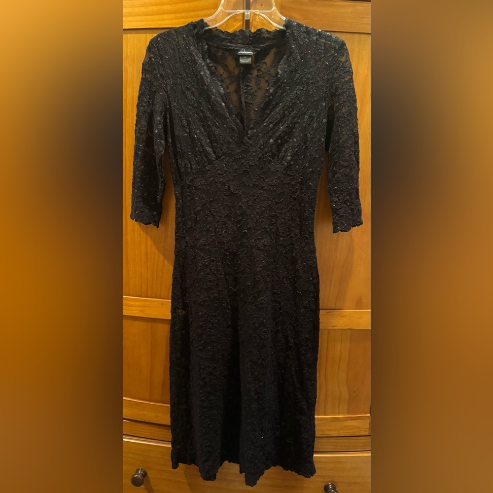Moda International VTG LIKE NEW!! Sheer Black V-Neck Lace Midi Dress w/ Sequins